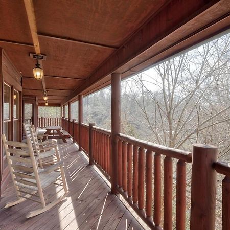Cherokee Lodge 세비어빌 외부 사진