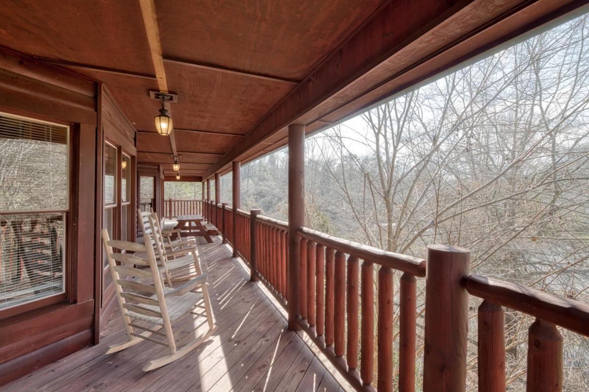 Cherokee Lodge 세비어빌 외부 사진
