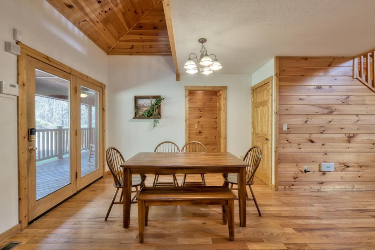 Cherokee Lodge 세비어빌 외부 사진